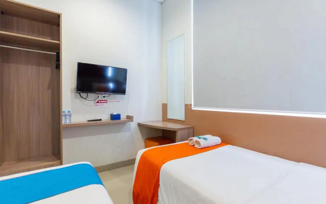 Sans Hotel Rajawali Surabaya