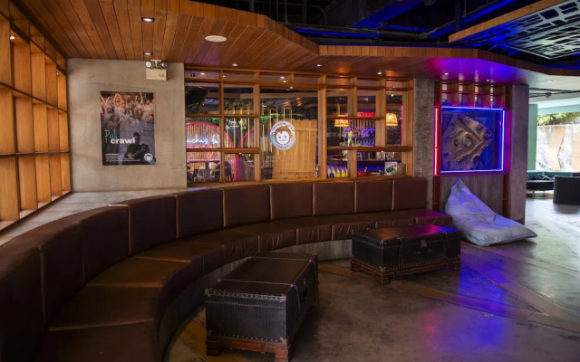 Mad Monkey Phuket
