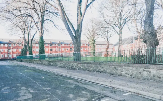 The Windsor Garden Apartment