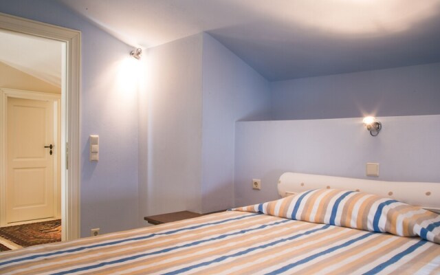 Seaview Beach House by Villarentalsgr