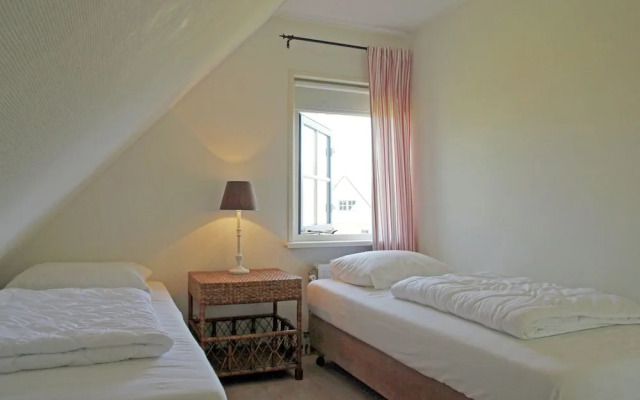 Detached Holiday Home in Small-scale Holiday Park