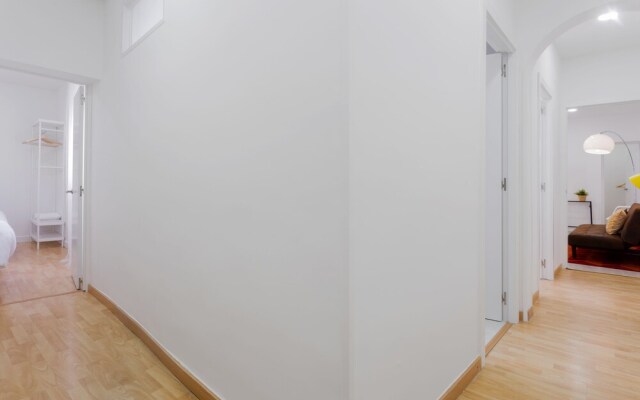 Dobo Rooms - Cascorro Apartment