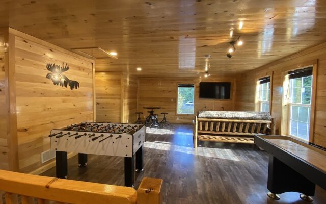 Keweenaw Waters Resort