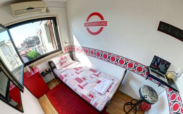 Hostel No9