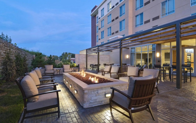 Courtyard by Marriott St. Louis Brentwood
