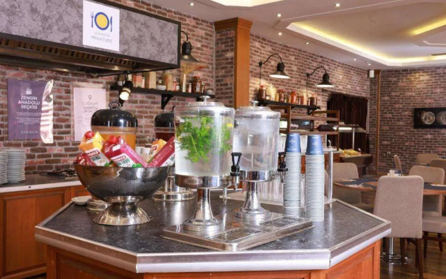 Anemon Kent Ege Otel