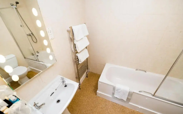 Raven Hall Country House Hotel