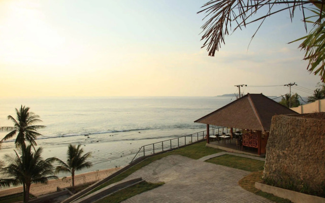 Lima Satu Resort