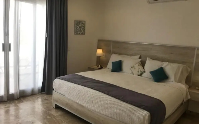 5a Coral Suites