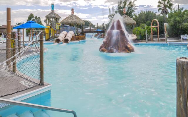 Hilton Vacation Club Aqua Sol Orlando West