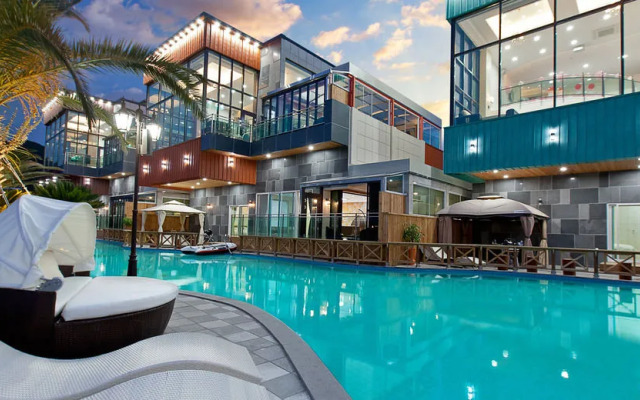 Canarias Private Pool Villas