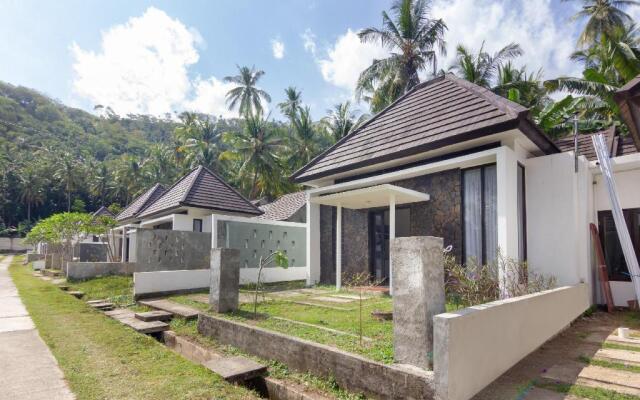 OYO 3796 Senggigi Villas