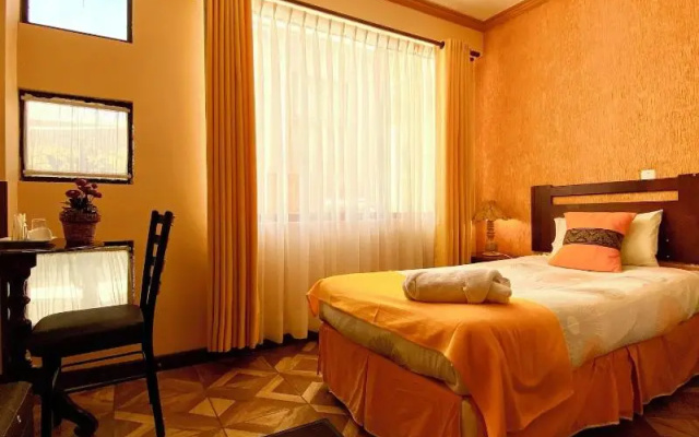 Las Tholas Hotel