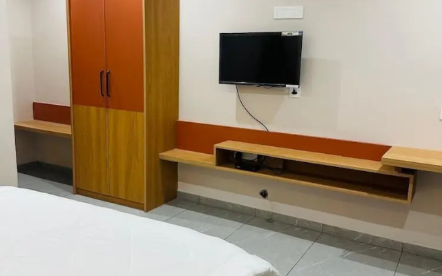 PubliQ Luxury Stays