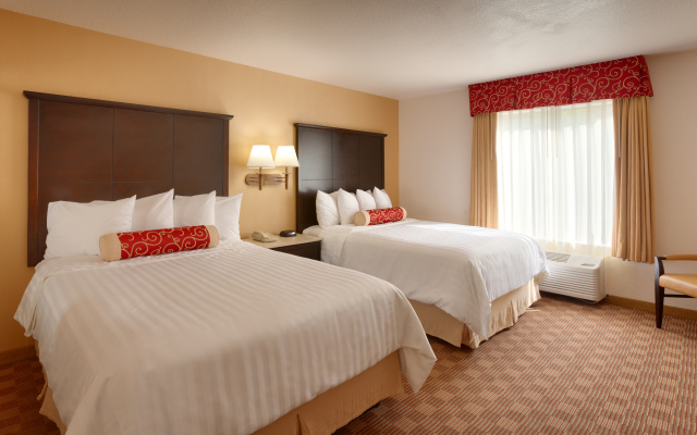 Cortona Inn & Suites Anaheim Resort