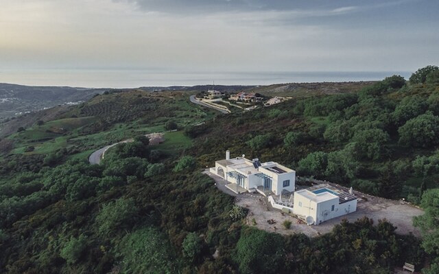 Villa Bella With Swimming Pool, Rethymno, Crete