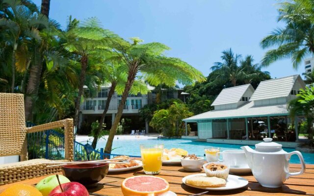 Novotel Cairns Oasis Resort