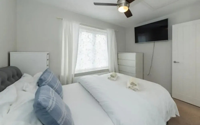 2-bed House in Reading-near Town-sleeps 4