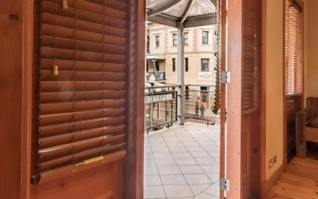 Rialto Apartment 2