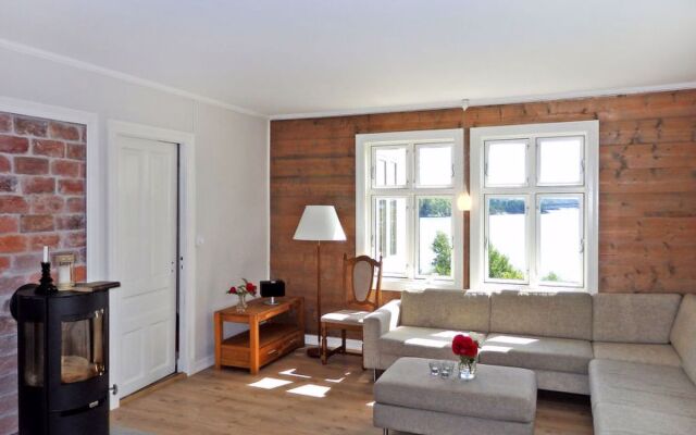 STRøNENESET (FJH231)