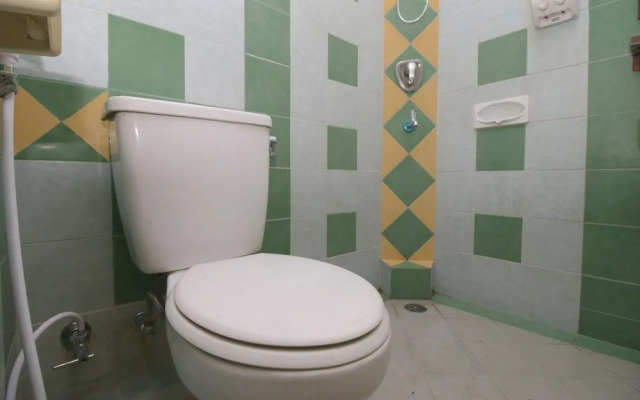 Airy Darmo Khairil Anwar 10 Surabaya