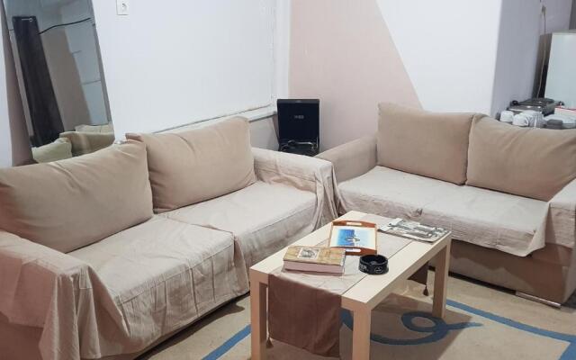 Spacious, friendly, 72sm Bedroom in Nikaia-Peiraeus