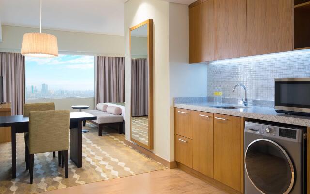 Holiday Inn & Suites Jakarta Gajah Mada by IHG