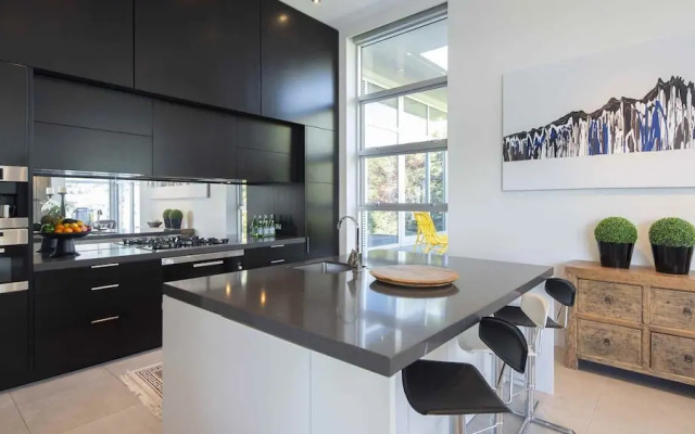 Supreme Lakefront Luxury Villa