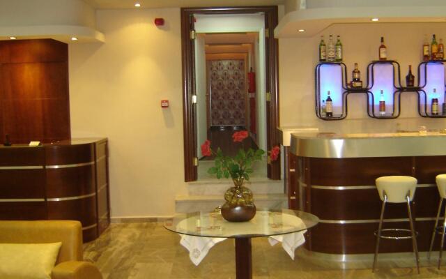 Sacallis Inn Beach Hotel