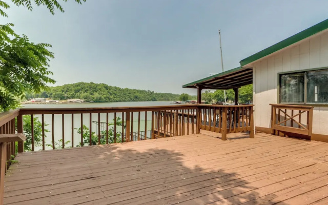Lakefront Versailles Vacation Rental w/ Dock!