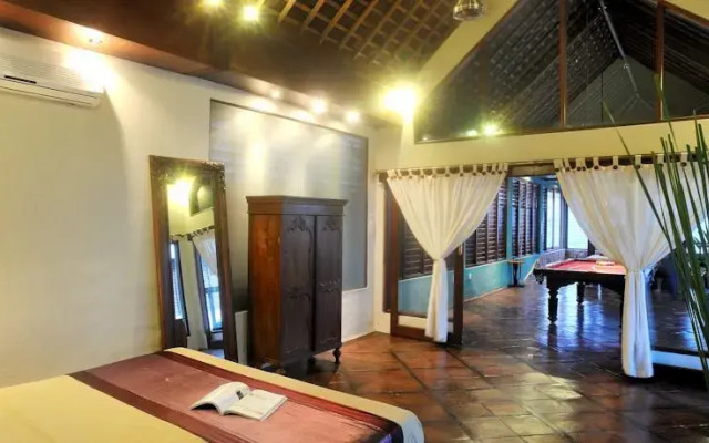 Catur Kembar Villa