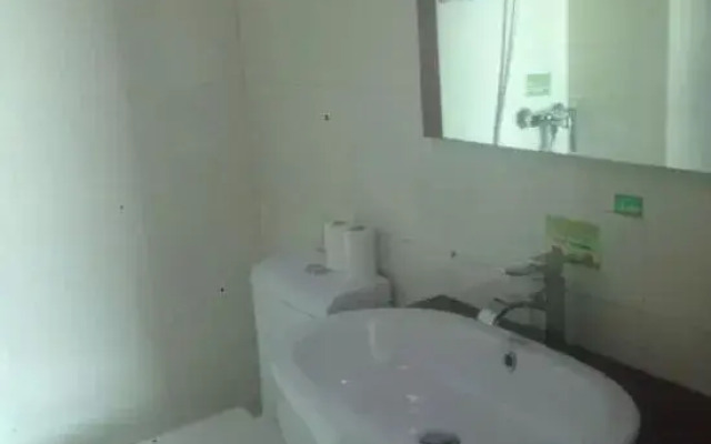 Lulong Jintai Business Hotel