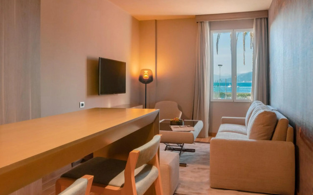 Miramare Suites
