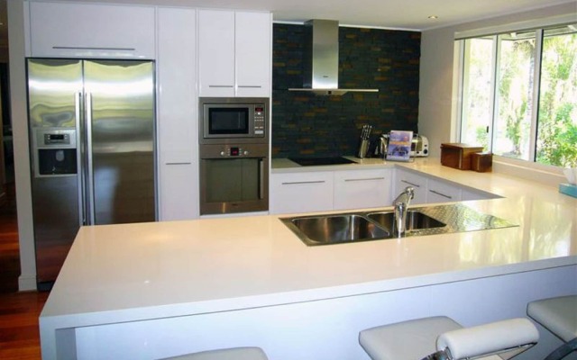 Mandalay Luxury Beachfront Apartments