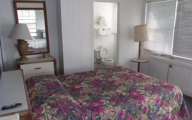 Royal Palms Motel