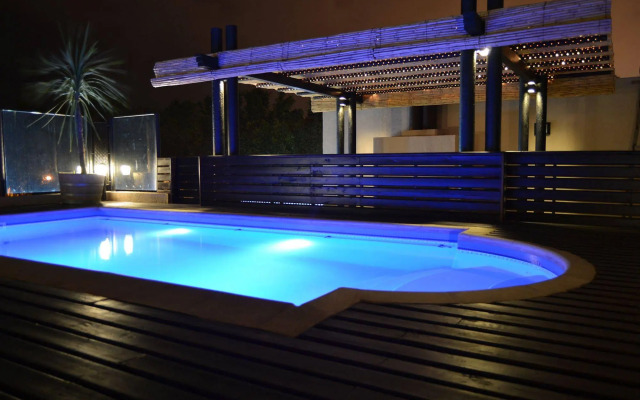 Plaza Paradiso Petit Hotel
