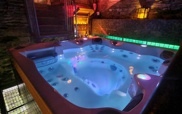 Ta Mill Holiday Cottages & Lodges - Forge Cottage