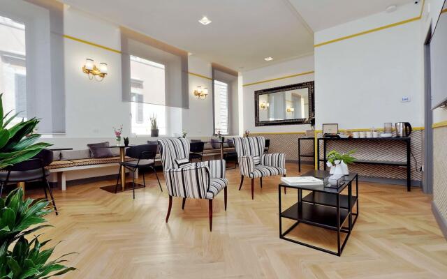 Roma Five Suites