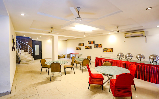 Capital O 605 Hotel Camria