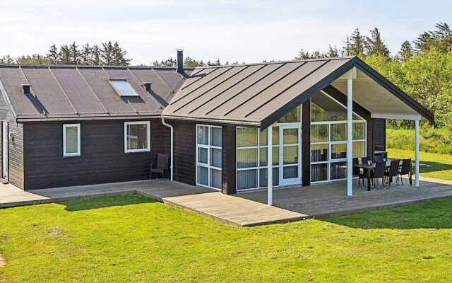 Luxurious Holiday Home in Løkken with Hot Tub & Sauna
