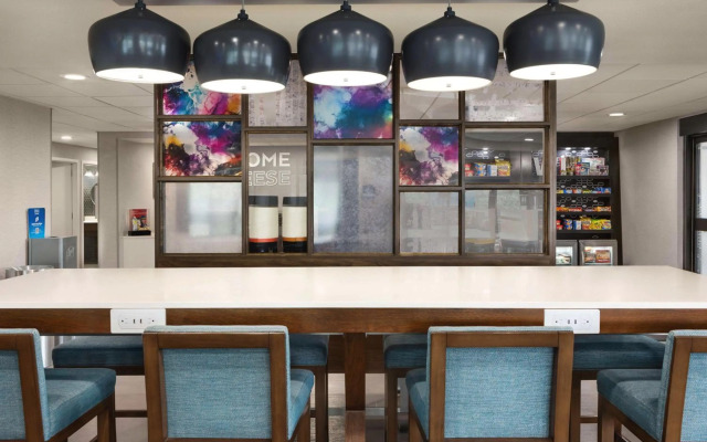 Hampton Inn Milwaukee/Brookfield