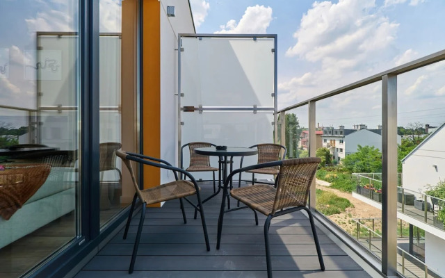 Exclusive Two-level Apartment by Renters