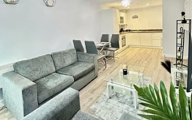 2br-sleeps4-citycentre-parking-rooftop