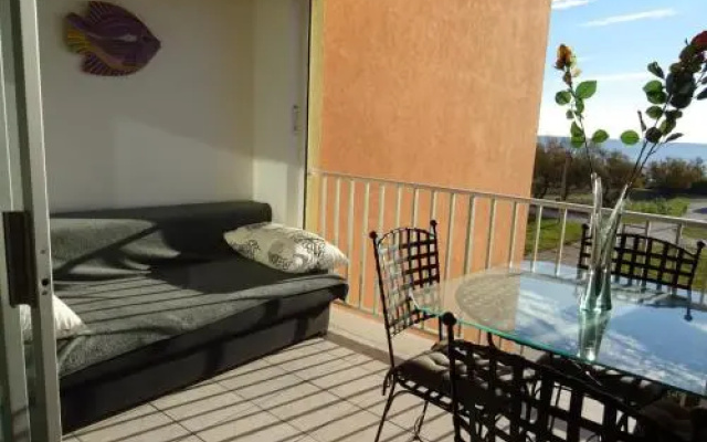 Languedoc Immobilier Appartement Vue Mer Face Plage Parking - Pt124