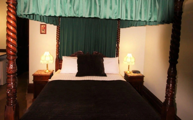 Orana House