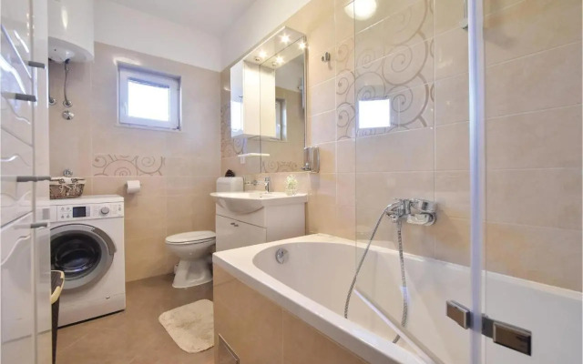 Four Bedroom Holiday Home in Split