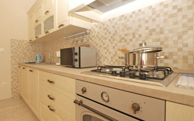 Apartment 1654