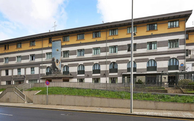 Abba Euskalduna Hotel