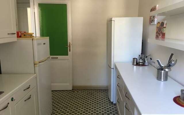 Boarding House International