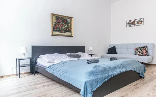 Bright 2BR Flat Near Westbahnhof